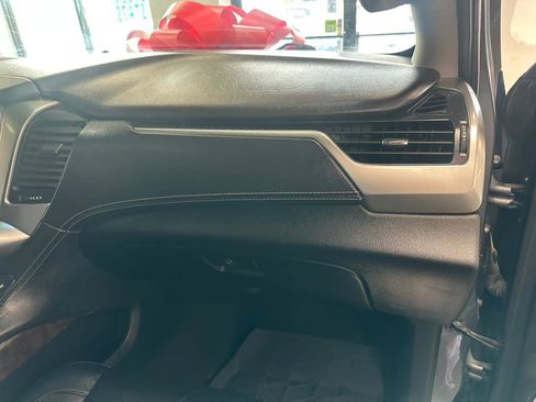 Used 2018 Chevrolet Tahoe LT image 35