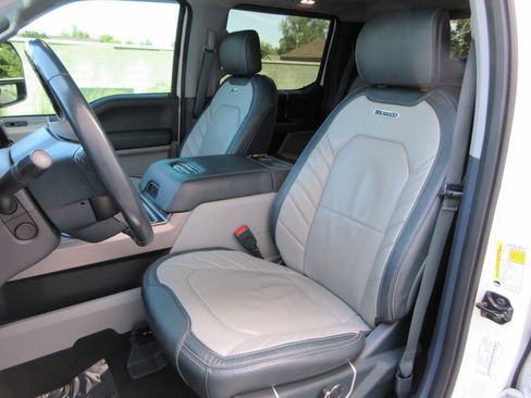 Used 2022 Ford F350 Limited AWD/4WD image 34