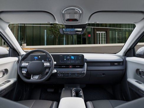 New 2026 Hyundai Ioniq 5 SE image 12