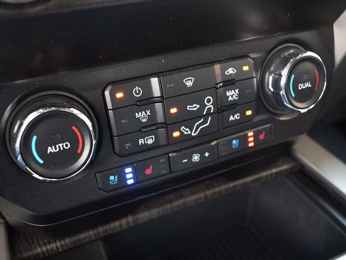 Used 2020 Ford F250 Lariat w/ Tremor Off-Road Package AWD/4WD image 21