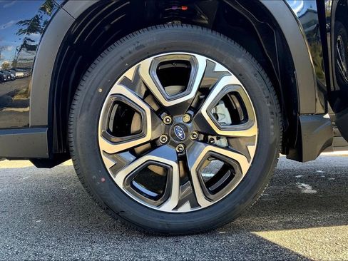 New 2025 Subaru Ascent Limited image 15