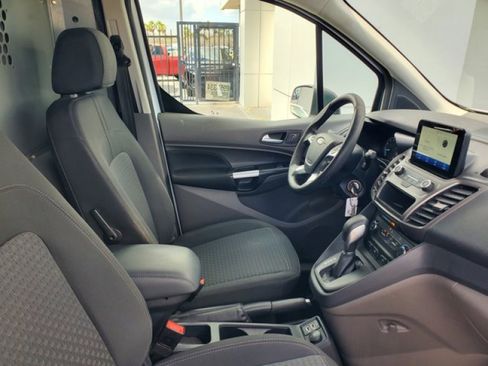 Used 2022 Ford Transit Connect XLT image 29