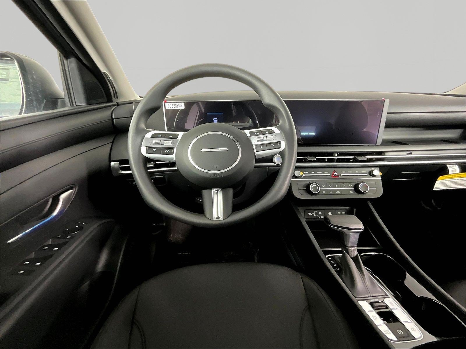New 2026 Hyundai Tucson SE FWD image 9