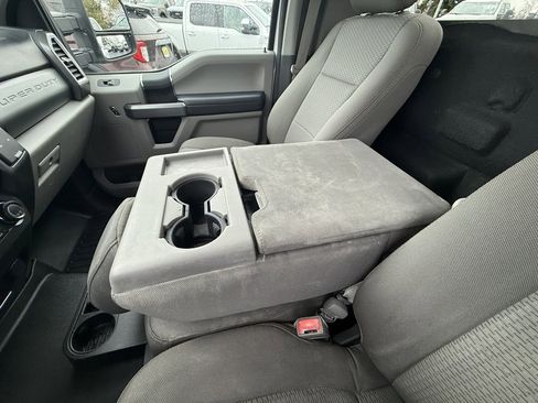 Certified 2018 Ford F250 XLT image 24