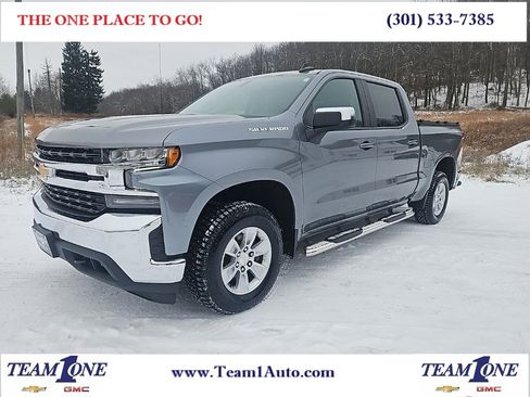 Used 2021 Chevrolet Silverado 1500 LT w/ Bed Protection Package image 1