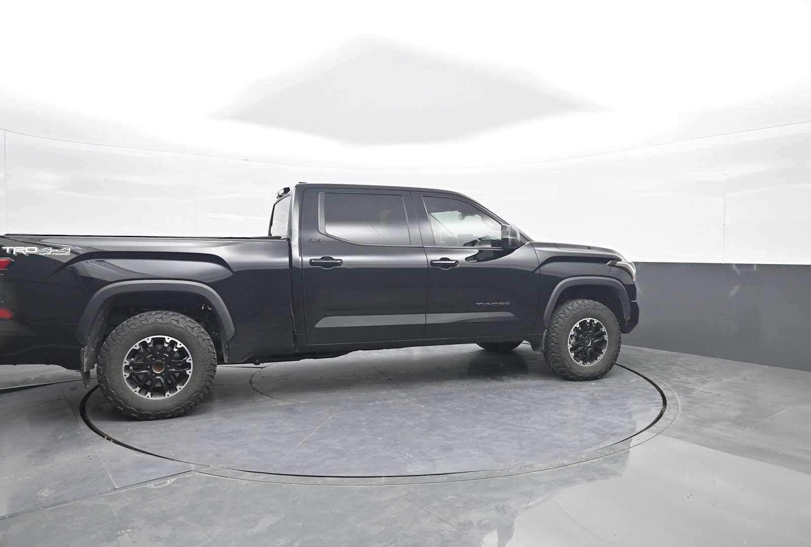 Used 2022 Toyota Tundra SR5 w/ TRD Off-Road Premium Package AWD/4WD image 46