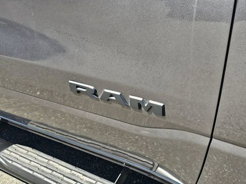 Used 2022 RAM 1500 Big Horn AWD/4WD image 9