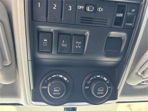 Used 2013 Toyota 4Runner Trail image 18