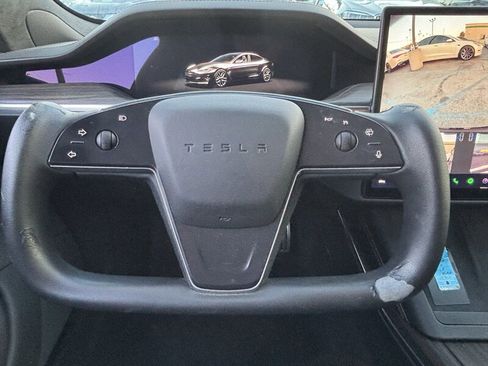 Used 2022 Tesla Model S AWD/4WD image 27