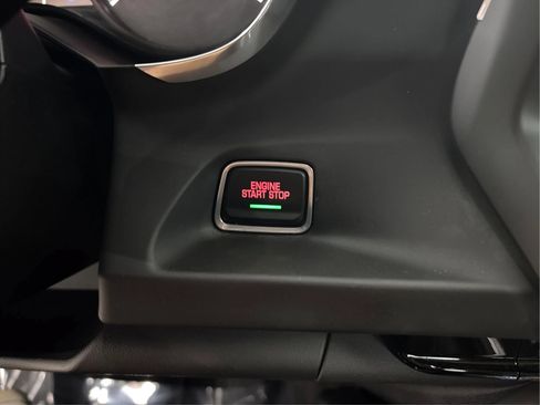 Used 2018 Chevrolet Camaro SS RWD image 36