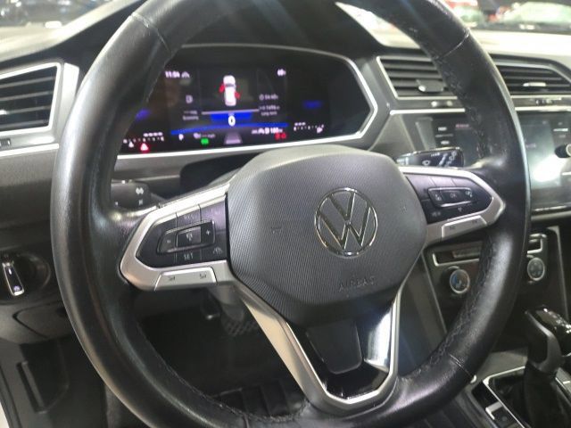 Used 2024 Volkswagen Tiguan Wolfsburg Edition AWD/4WD image 13