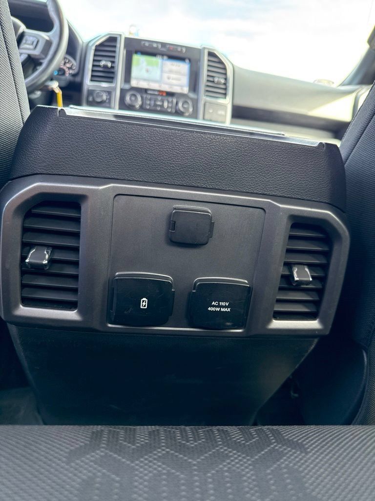 Used 2018 Ford F150 XLT w/ Equipment Group 302A Luxury AWD/4WD image 13