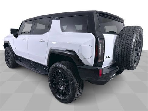 New 2026 GMC Hummer EV SUV image 6