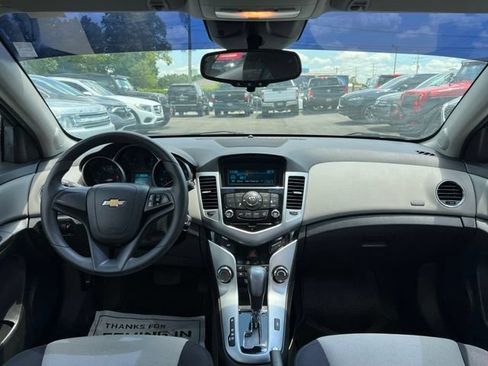 Used 2015 Chevrolet Cruze LS FWD image 24