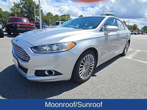 Used 2015 Ford Fusion Titanium FWD image 3