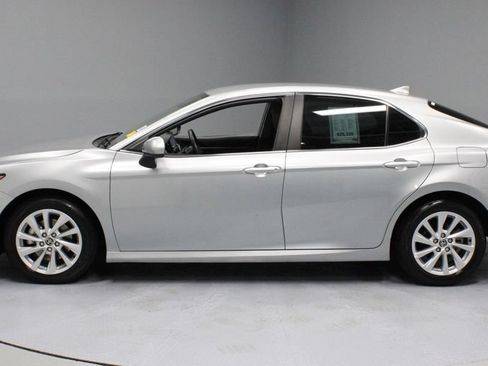 Used 2024 Toyota Camry LE FWD image 7