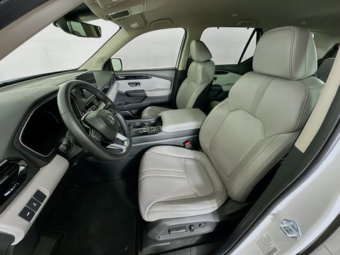 Used 2024 Honda Pilot EX-L image 13