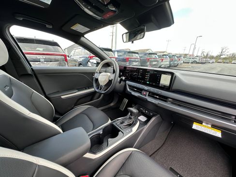 New 2026 Kia K4 GT-Line Turbo image 17