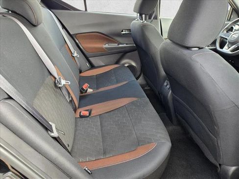 Used 2024 Nissan Kicks SR image 18