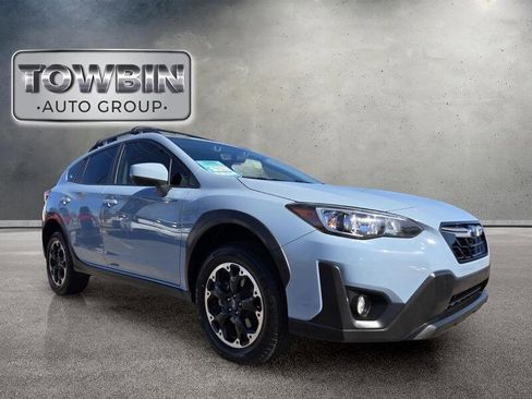 Used 2021 Subaru Crosstrek 2.0i Premium w/ Popular Package #3 AWD/4WD image 2