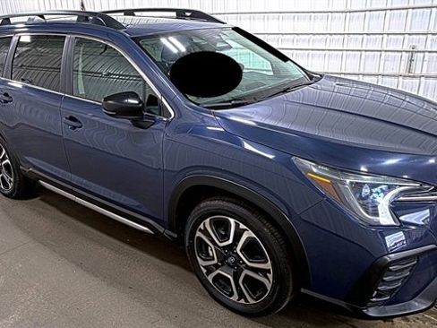 Used 2024 Subaru Ascent Limited w/ Technology Package AWD/4WD image 6