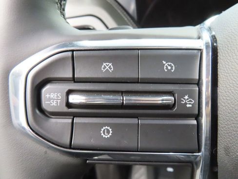 Used 2025 GMC Yukon Denali w/ Sun & Power Step Package AWD/4WD image 49