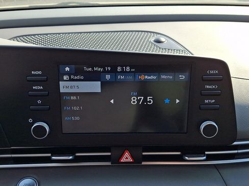 Certified 2025 Hyundai Elantra Sport FWD image 16