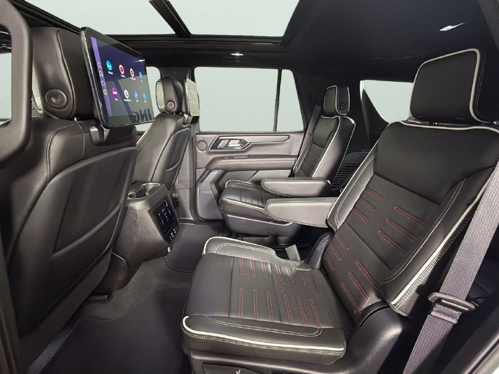 Used 2025 GMC Yukon AT4 Ultimate AWD/4WD image 29