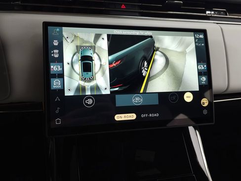 Certified 2025 Land Rover Range Rover Sport SE image 35