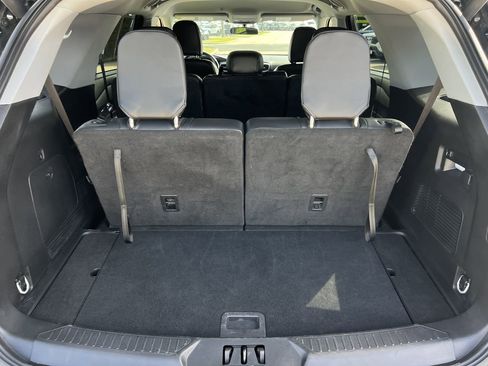 Used 2023 Ford Explorer XLT w/ Equipment Group 202A image 29