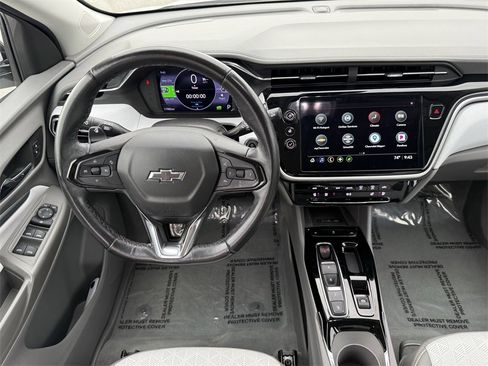 Used 2023 Chevrolet Bolt EUV Premier image 15