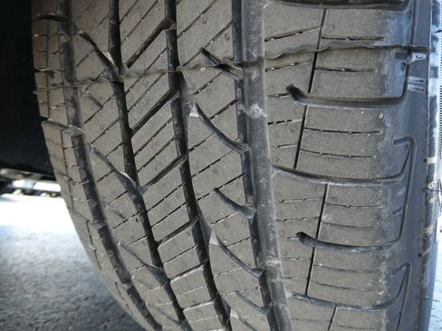 Certified 2024 Chevrolet Trax ACTIV w/ Driver Confidence Package image 11