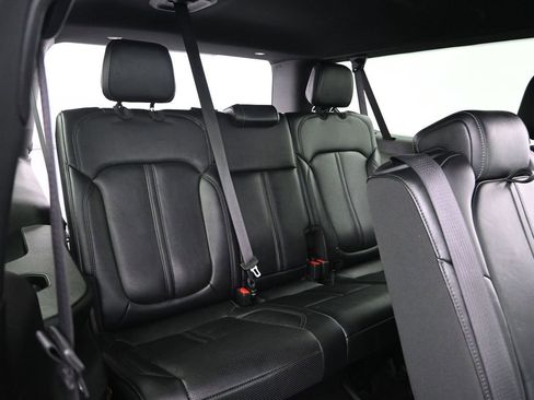 Used 2024 Jeep Wagoneer L Series II w/ Flexible Seating Group image 14