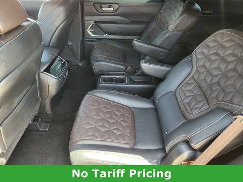 Certified 2025 Nissan Armada Platinum Reserve RWD image 26