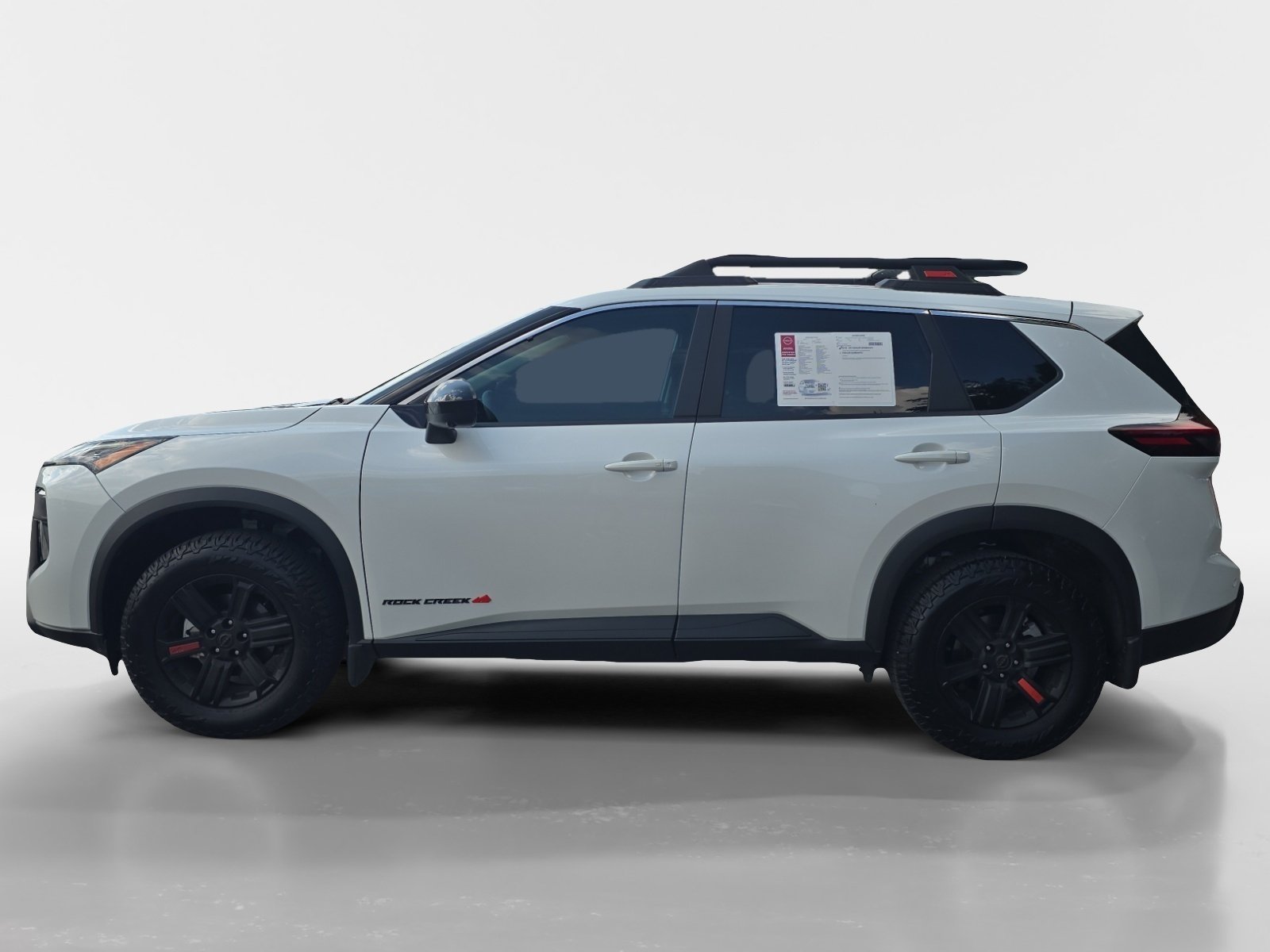 Used 2026 Nissan Rogue SV AWD/4WD image 2
