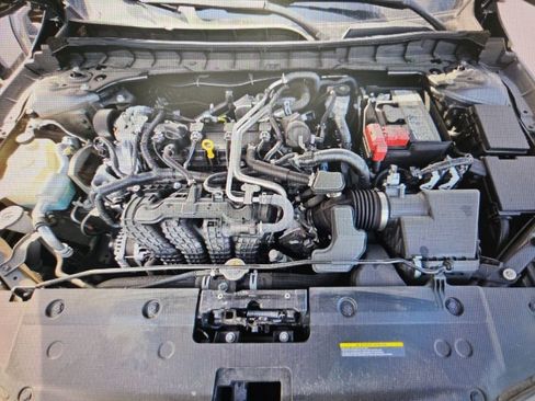 Used 2024 Nissan Altima 2.5 S image 17