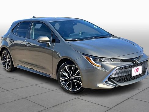 Used 2019 Toyota Corolla XSE image 3