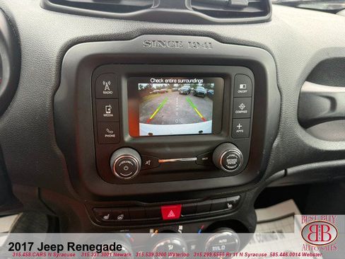 Used 2017 Jeep Renegade Limited AWD/4WD image 17