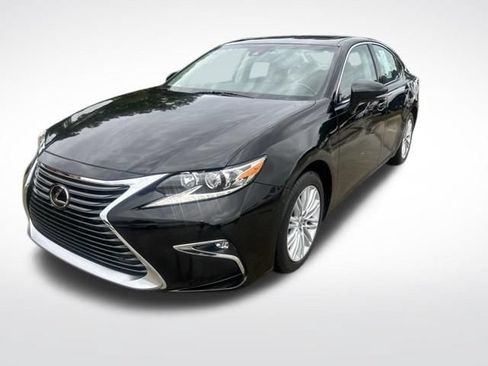 Used 2016 Lexus ES 350 w/ Premium Package w/Wood Trim FWD image 7