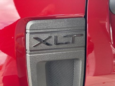 Certified 2025 Ford Maverick XLT w/ Equipment Group 301A image 14