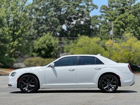 Used 2021 Chrysler 300 S RWD image 8