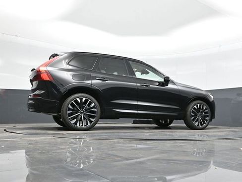 New 2026 Volvo XC60 B5 Ultra w/ Protection Package Premier image 31