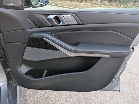 New 2026 BMW X7 xDrive40i w/ M Sport Package image 37