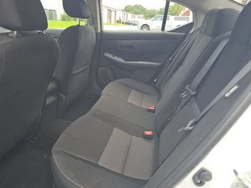 Used 2025 Nissan Sentra SV FWD image 13