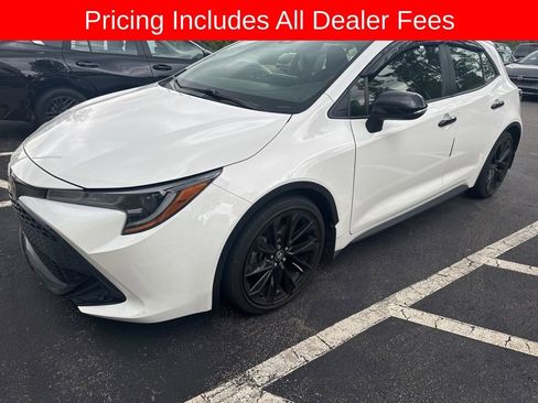 Used 2022 Toyota Corolla SE FWD image 3