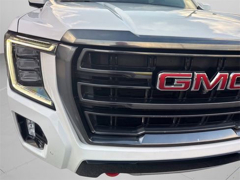 Used 2021 GMC Yukon AT4 w/ Technology Package image 47