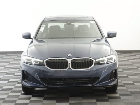 Used 2025 BMW 330i xDrive Sedan AWD/4WD image 23