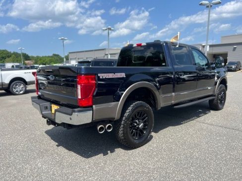 Certified 2021 Ford F350 Lariat w/ Tremor Off-Road Package AWD/4WD image 7