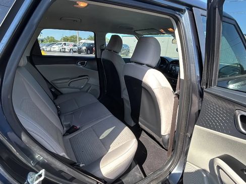 Used 2021 Kia Soul S FWD image 22