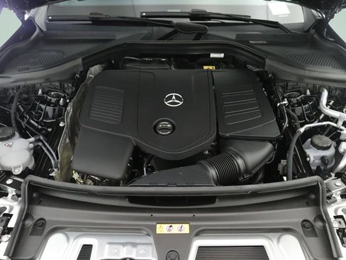 New 2026 Mercedes-Benz GLC 300 image 10